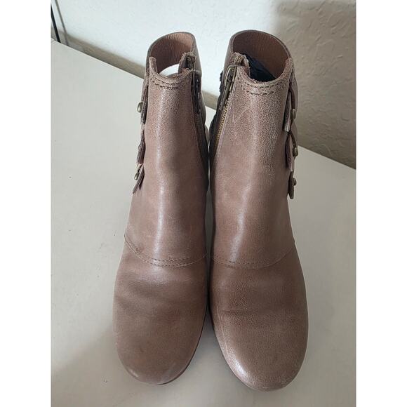 Sorel Addington Ladies Strappy Back Leather Tan Chunky Booties size 6.5 NEW - Picture 5 of 9